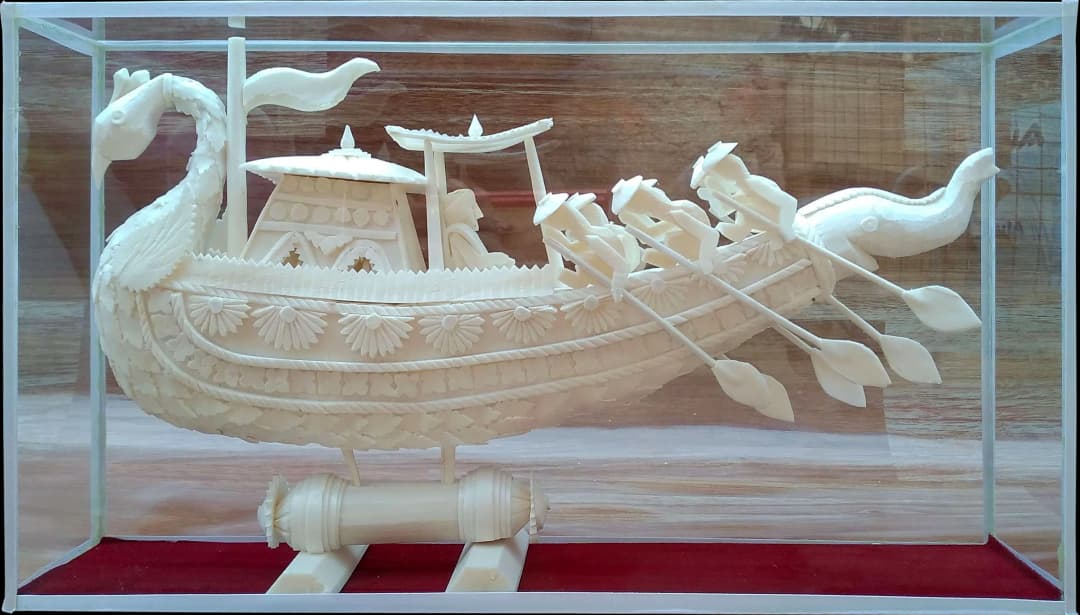 Sholapith Art and Craft Mayurpankhi